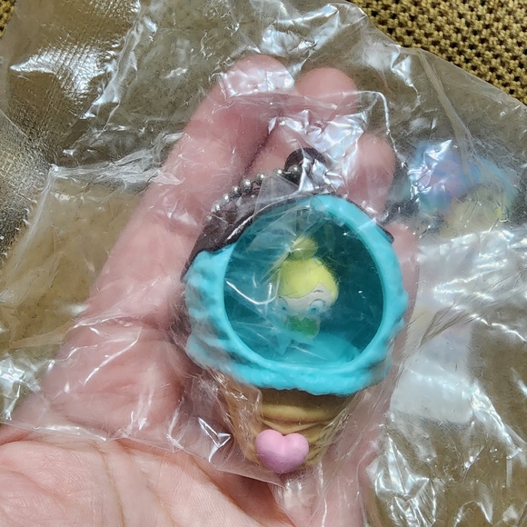[NEW] Disney Tinker Bell Keychain / Capsule Toy / Gacha Toy / Disney Keychain - Picture 3 of 6